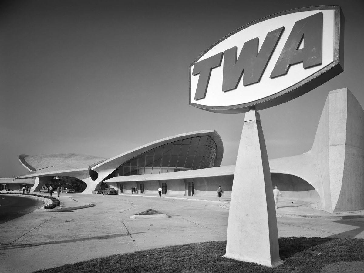 Ezra Stoller 封面